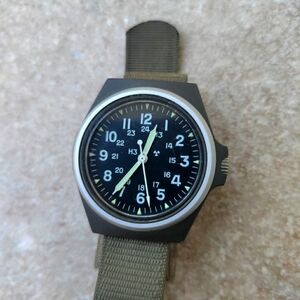 1986 US Military issue "SandY" Manual Wind Field Watch VGC+ 100% original runs!!
